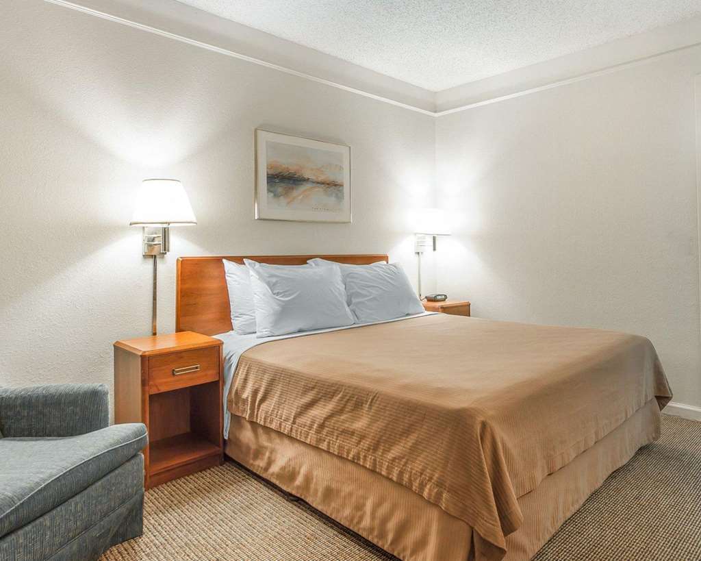 Quality Inn ستوكتون، كاليفورنيا الغرفة الصورة